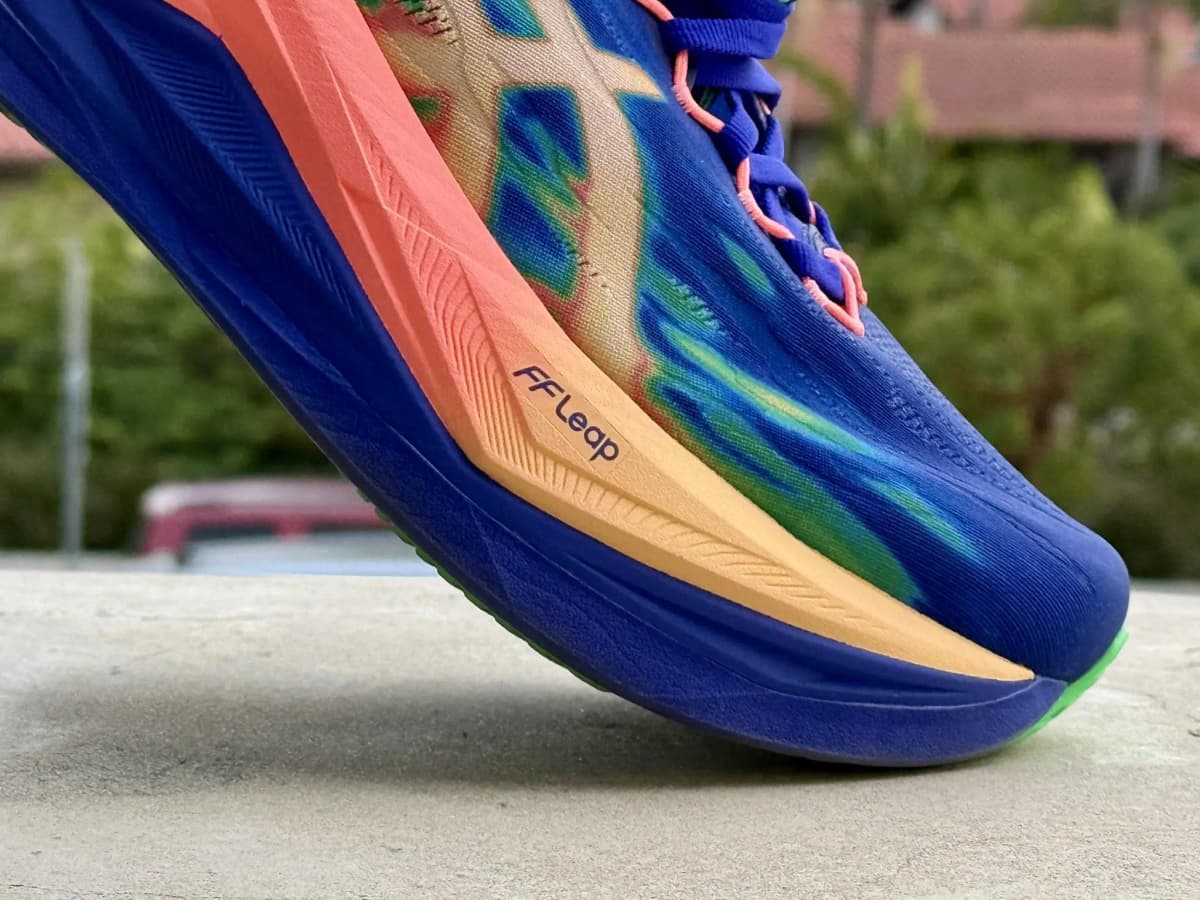 Asics 슈퍼블라스트 3 - 5