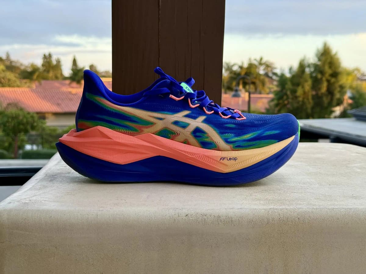 Asics 슈퍼블라스트 3